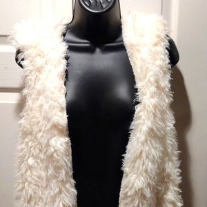 Open Faux Fur Vest OS